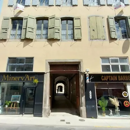 Golden Angel Daire *