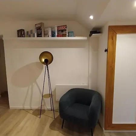 Golden Angel Daire Carcassonne