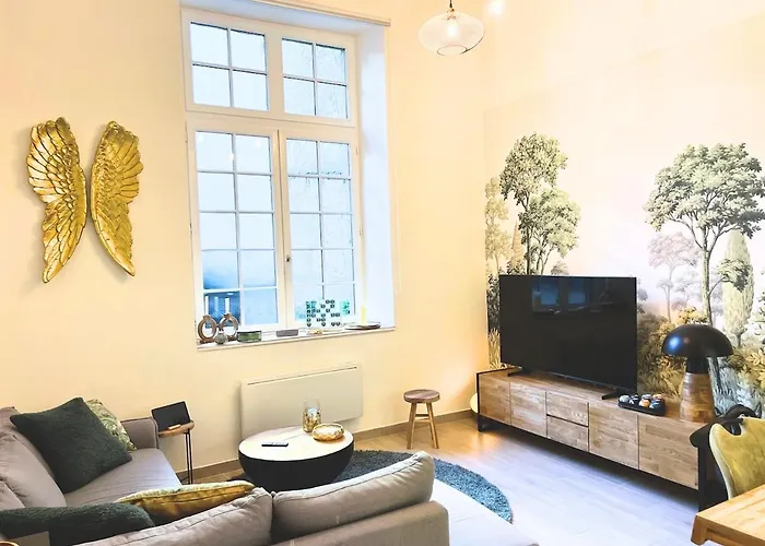 Golden Angel Apartment
