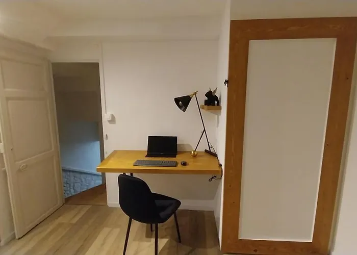 Golden Angel Apartment